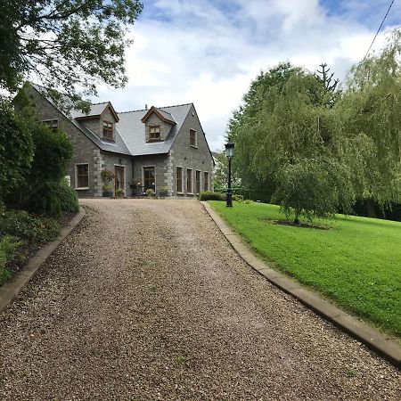Willow Tree Cottage 글라스로우 외부 사진